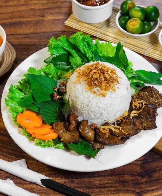 Cơm Thịt Chả Vị Nam Bộ